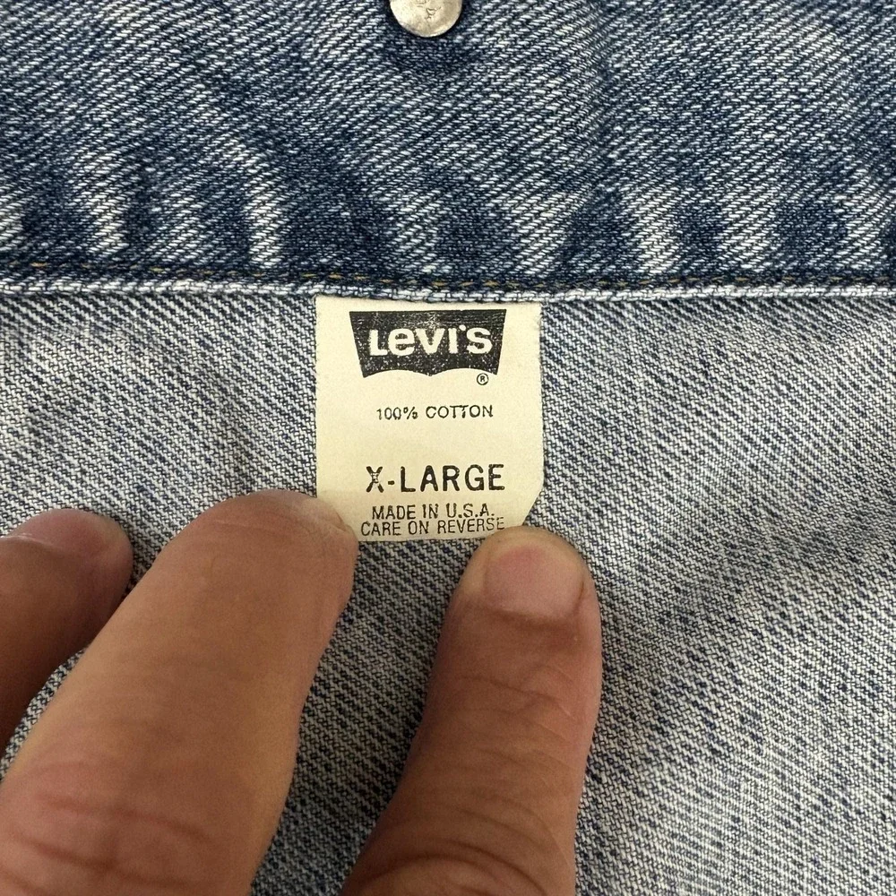Levi's Denim Trucker Jacket Vintage Mens XL Light Blue Made In USA 70598-4891